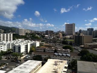 1415 Liholiho St, Honolulu HI 96822-4132 exterior