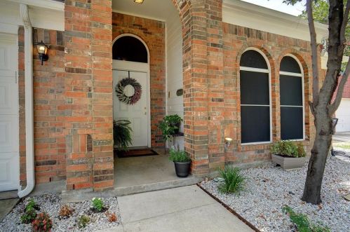 4506 Parkview Ln, Fort Worth TX  76137-5454 exterior