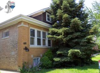 6147 Eddy St, Chicago, IL 60634-4122