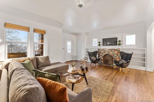1553 Newton St, Denver, CO 80219-4555