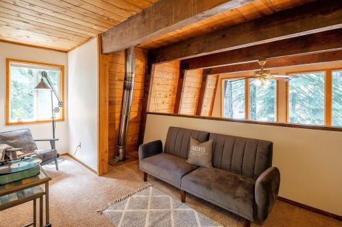 11665 Silverfir Dr, Truckee CA  96161-3207 exterior