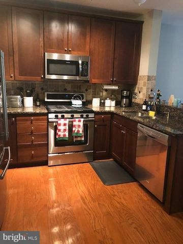 19282 Harlow Sq, Leesburg, VA 20176-6516