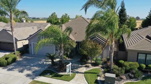 1452 Wildwood Dr, Lodi, CA 95242-4779