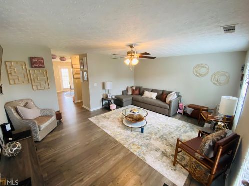 4005 Village Run Dr, Mcdonough, GA 30252-1031