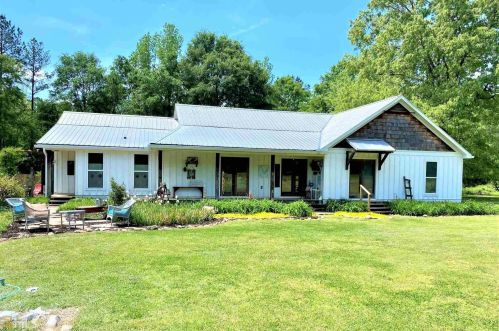 1020 Madden Bridge Rd, Molena, GA 30258-2223