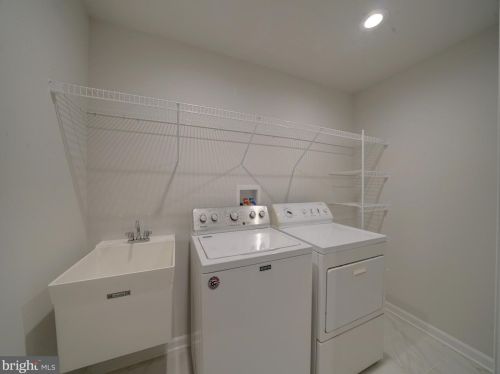 9470 Vollmerhausen Dr, Columbia MD  21046-2004 exterior