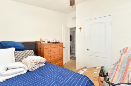 16222 Monterey Ln, Huntington Beach CA  92649-2276 exterior