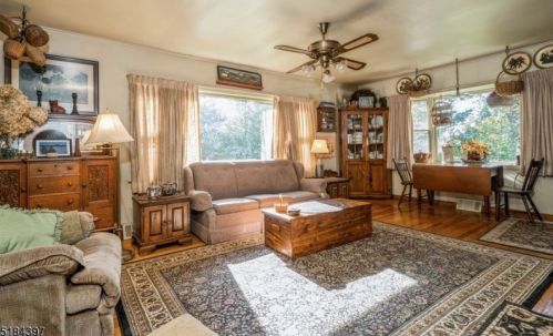 488 Ridge Rd, Fredon, NJ 07860-5229