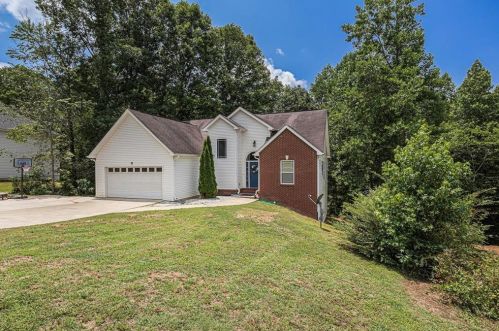 186 Anita Blvd, Carrollton, GA 30117-8510