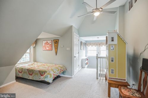 124 Smt Ave, Haddonfield NJ 08033-3315 exterior