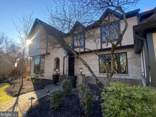 7 Registry Rd, Trenton, NJ 08648-1073