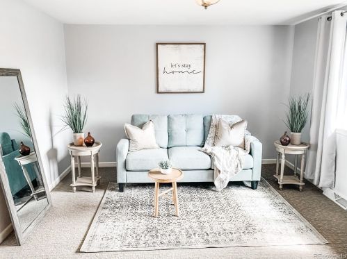 389 Nile St, Aurora, CO 80012-2237