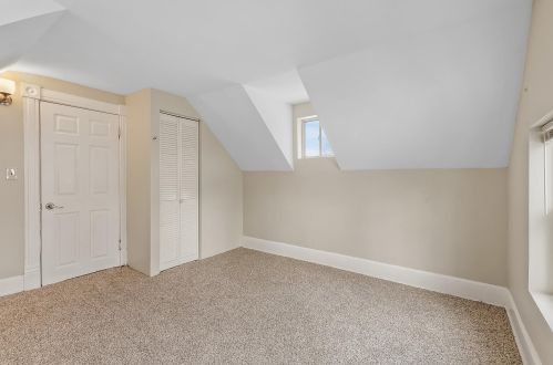 220 Belvidere St, Saint Paul MN  55107-3140 exterior
