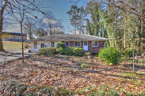 3815 Pine Needle Dr, Duluth, GA 30096-2533