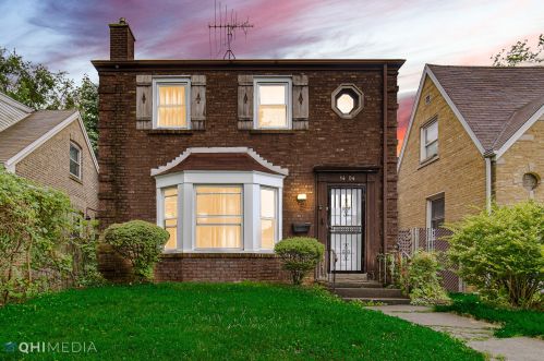 14504 Wentworth Ave, Chicago, IL 60827-2731