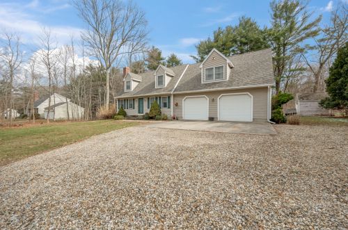 141 Brainard Rd, Colchester, CT 06415-2040