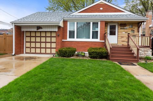 9436 Richmond Ave, Chicago, IL 60805-2424