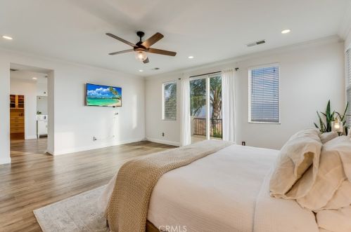 18458 Lakepointe Dr, Riverside CA  92503-0252 exterior