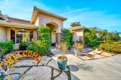 17111 Birds Eye Dr, Perris, CA 92570-7377