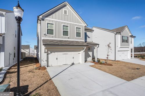 4003 Garden Ln, Atlanta, GA 30337