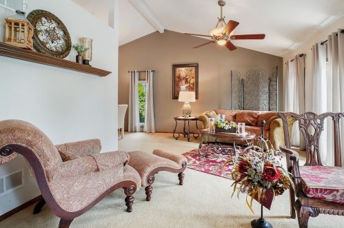 3437 Gilbert Ct, Crete, IL 60417-1345