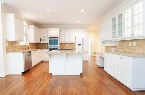 807 Brookhaven Springs Ct, Atlanta GA  30342-3551 exterior