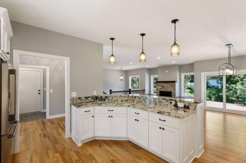 115 Greenwood St, Saint Paul MN  55115-2247 exterior