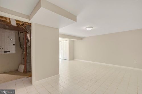 5054 Tibbitt Ln, Springfield VA  22015-1520 exterior