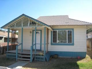307 Philippine St, Taft, CA 93268-3826