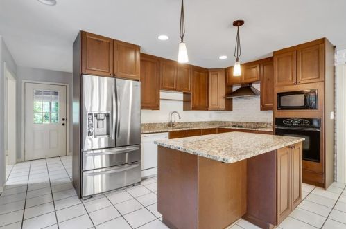 3503 Hillstone Ct, Atlanta GA  30319-1919 exterior
