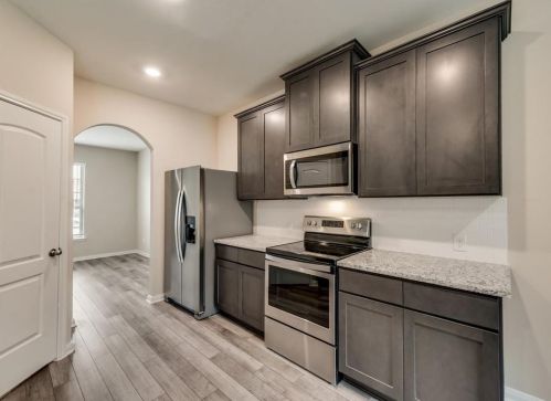 349 Lowery Oaks Trl, Fort Worth TX  76120-1722 exterior