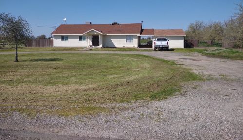3380 Bailey Ave, Merced, CA 95341-8703