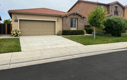 4195 Aplicella Ct, Manteca, CA 95337-8479