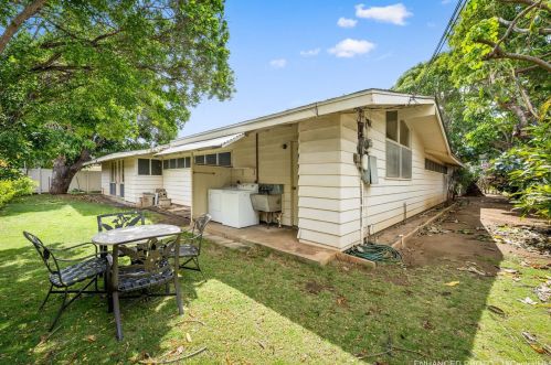 935 Koloa St, Honolulu HI  96816-5201 exterior