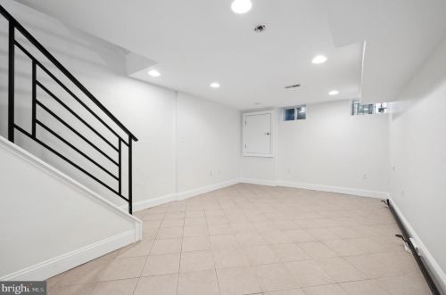 2214 Greenwich St, Philadelphia PA  19146-4207 exterior
