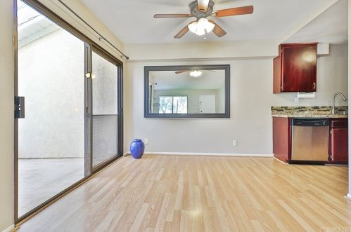 2925 Deacon St, Simi Valley, CA 93065-6119