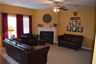 75 Scotts Dr, Lebanon, TN 37087-7630