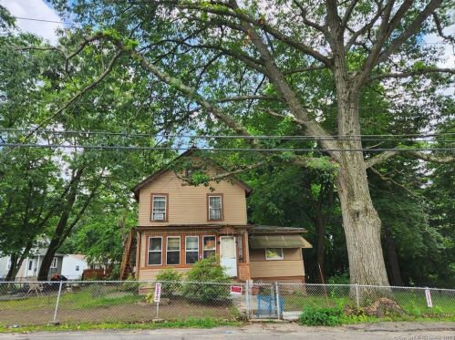 162 Madison St, Waterbury, CT 06706-1811