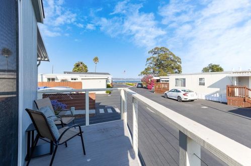 750 47th Ave, Capitola, CA 95010-3110