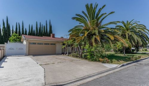 4412 Binnacle St, Orange, CA 92868-1542