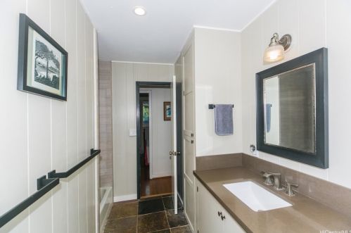 936 Hao St, Honolulu HI  96821-1623 exterior