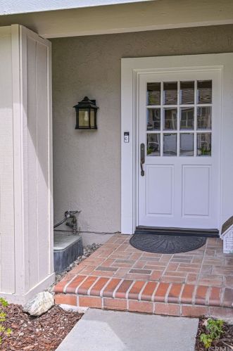 4261 Rafael St, Irvine, CA 92604-2240