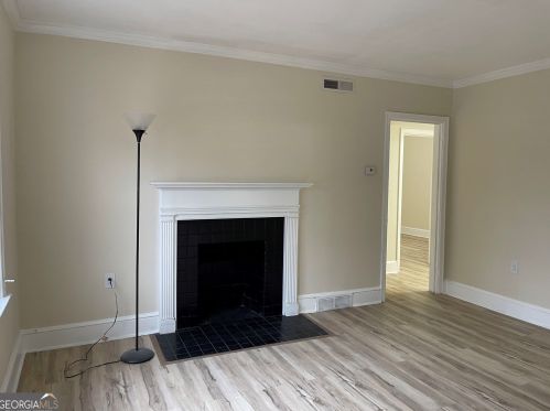 1761 John Calvin Ave, Atlanta, GA 30337-2024
