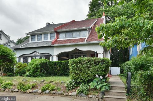 923 Fillmore St, Philadelphia, PA 19124-2402