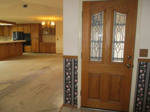 521 Silverado Dr, Manteca, CA 95337-6664