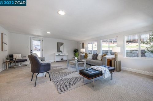 18387 Crest Ave, Hayward CA  94546-2723 exterior