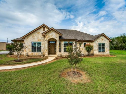 1720 County Road 300, Jourdanton, TX 78026-5259