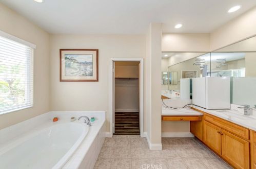 9 Carmichael, Irvine CA  92602-0939 exterior