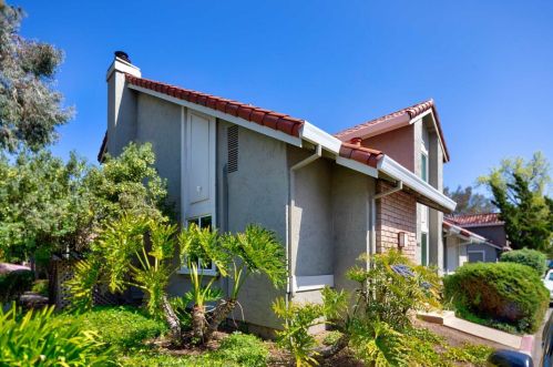 5626 Strawflower Ln, San Jose, CA 95118-3545