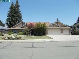 3224 Garden St, Visalia, CA 93277-7652